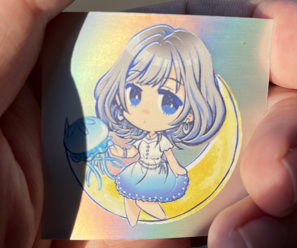 月と海月