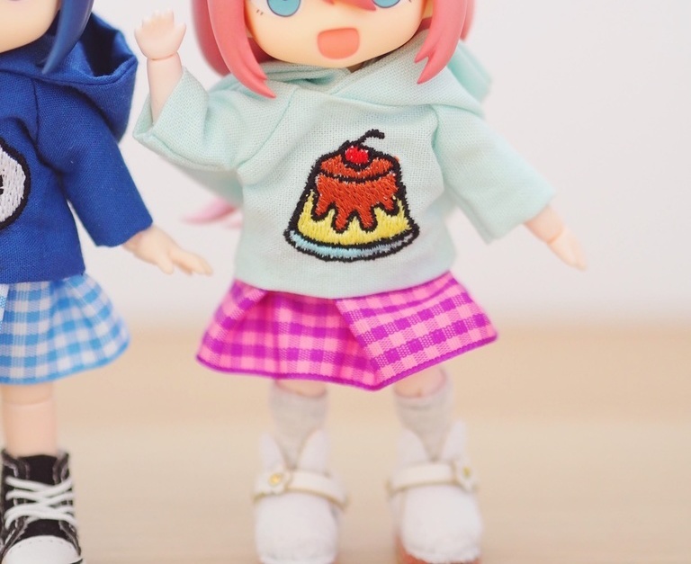 フード 刺繍パーカー ねんどろいどどーる / オビツ11 服