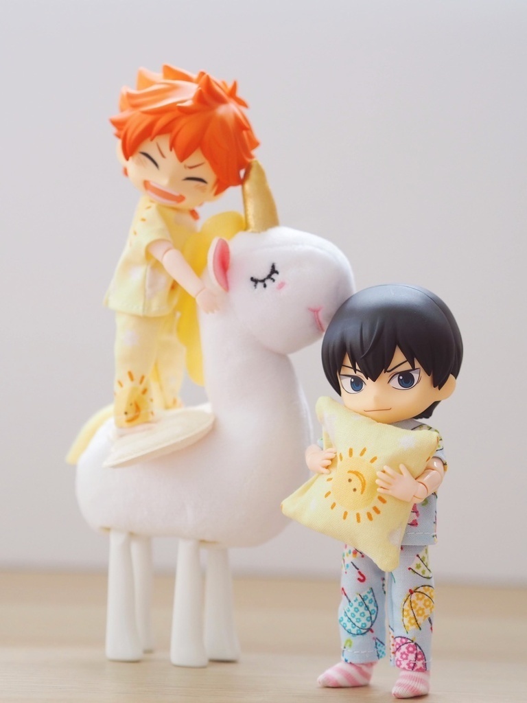 ねんどろいどどーる服 パジャマセット+枕 | 3色