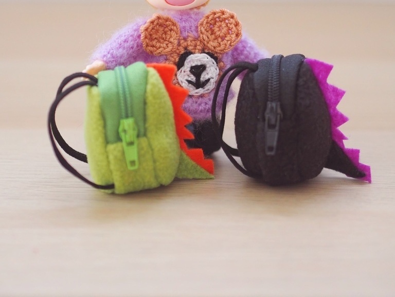 オビツ11 ねんどろいどどーる 手作り 恐竜 バッグ