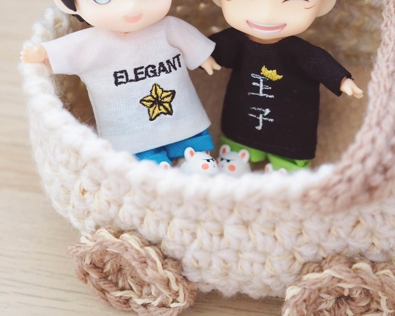 ねんどろいどどーる オビツ11服 刺繡Tシャツ