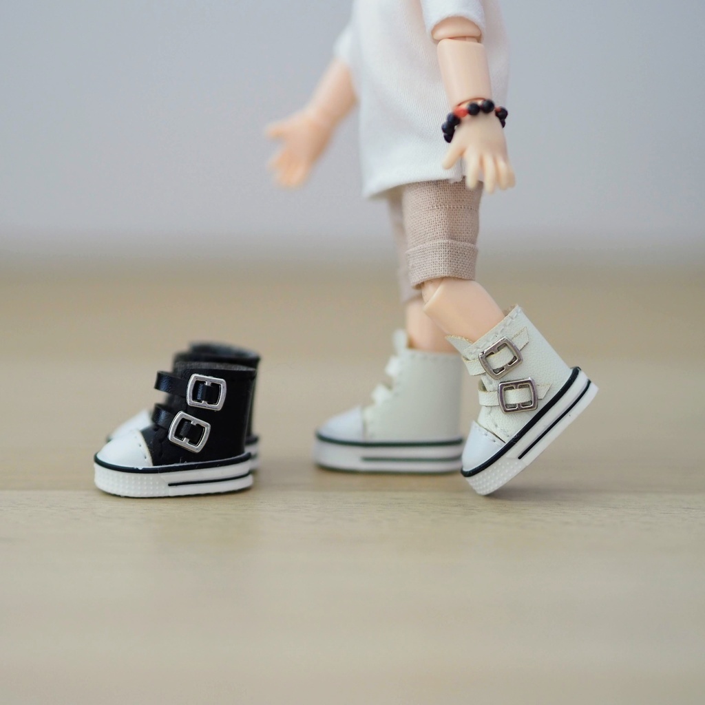 ねんどろいどどーる オビツ11  スニーカー