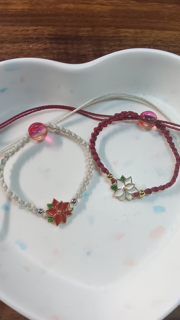 ぬいちゃんと使える2WAYブレスレット【ポインセチア】