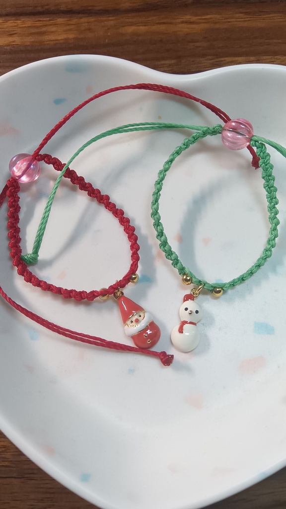 ぬいちゃんと使える2WAYブレスレット【サンタと雪だるま】