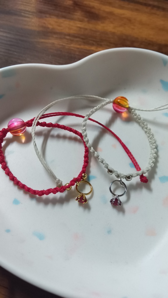 ぬいと使える2WAYブレスレット【1月限定ルビーカラーリング】