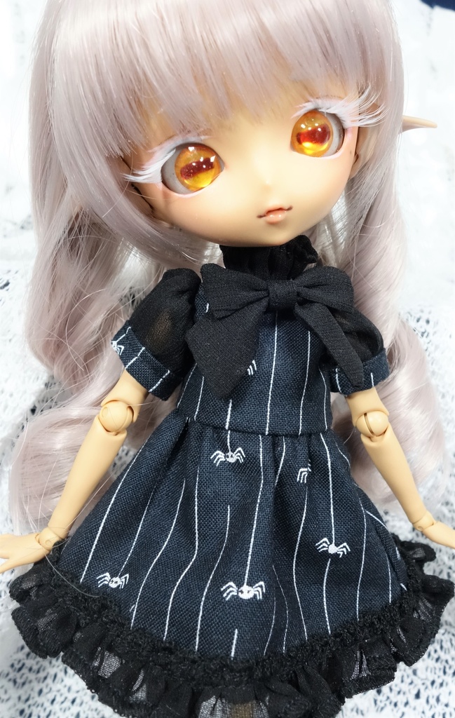 エプロンワンピースセット(蜘蛛)/ハルモニアシリーズハンドメイド品