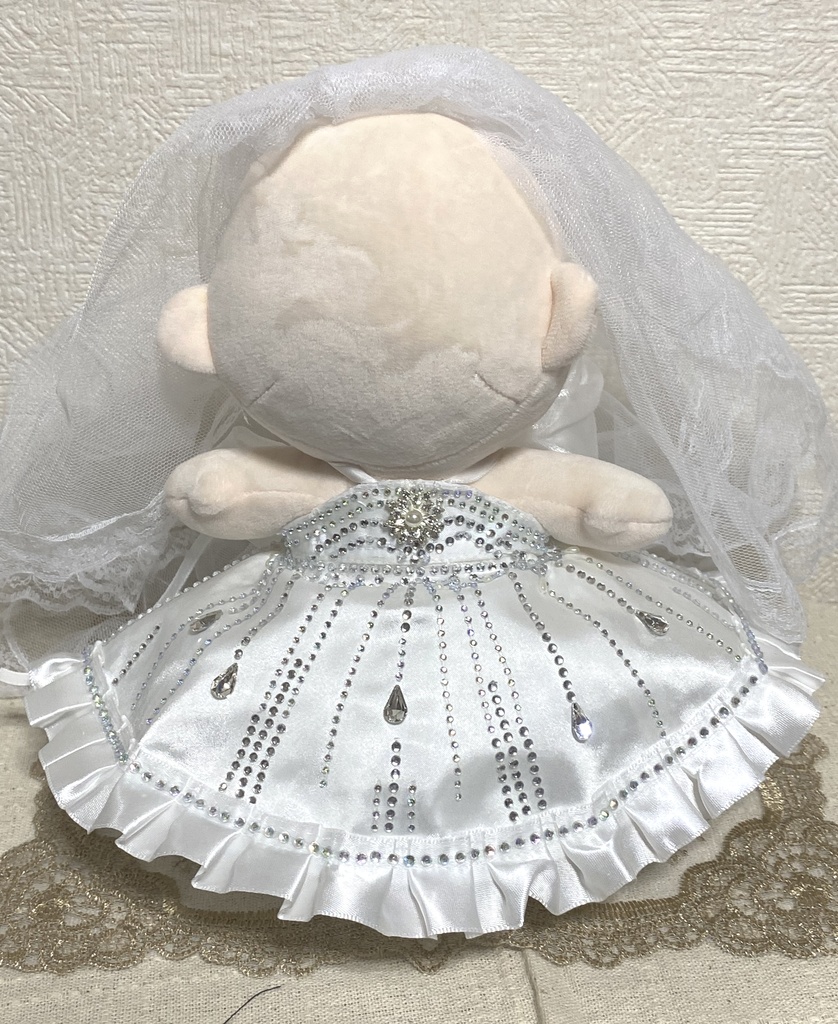 ぬいドレス　無垢な雨