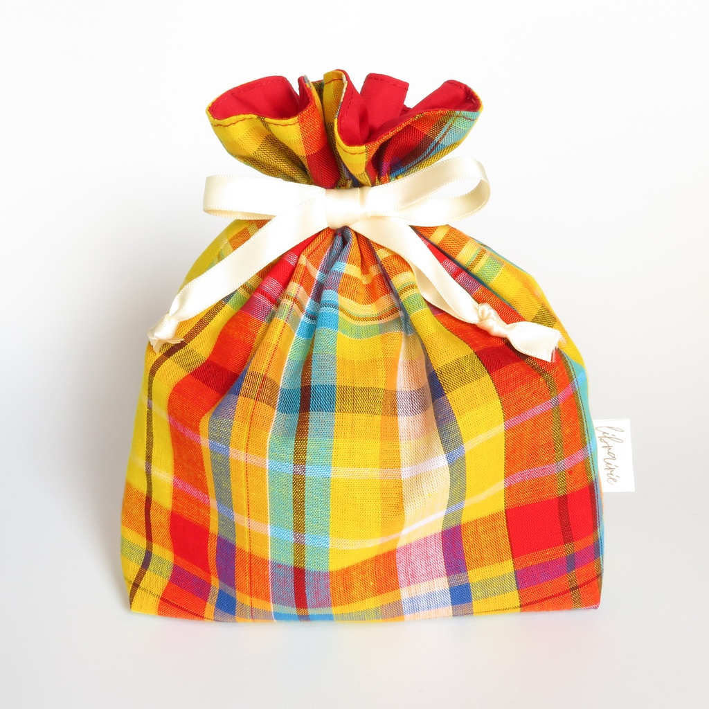 【フランス生地】マドラスチェック 巾着ポーチ(Mサイズ)