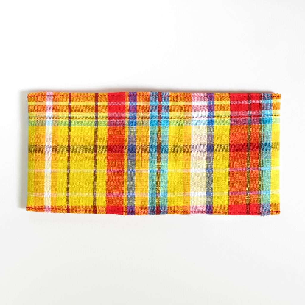 【フランス生地】 マドラスチェック サニタリーポーチ ハンカチタイプ