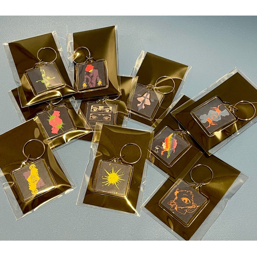 トランプモチーフキーチェーン