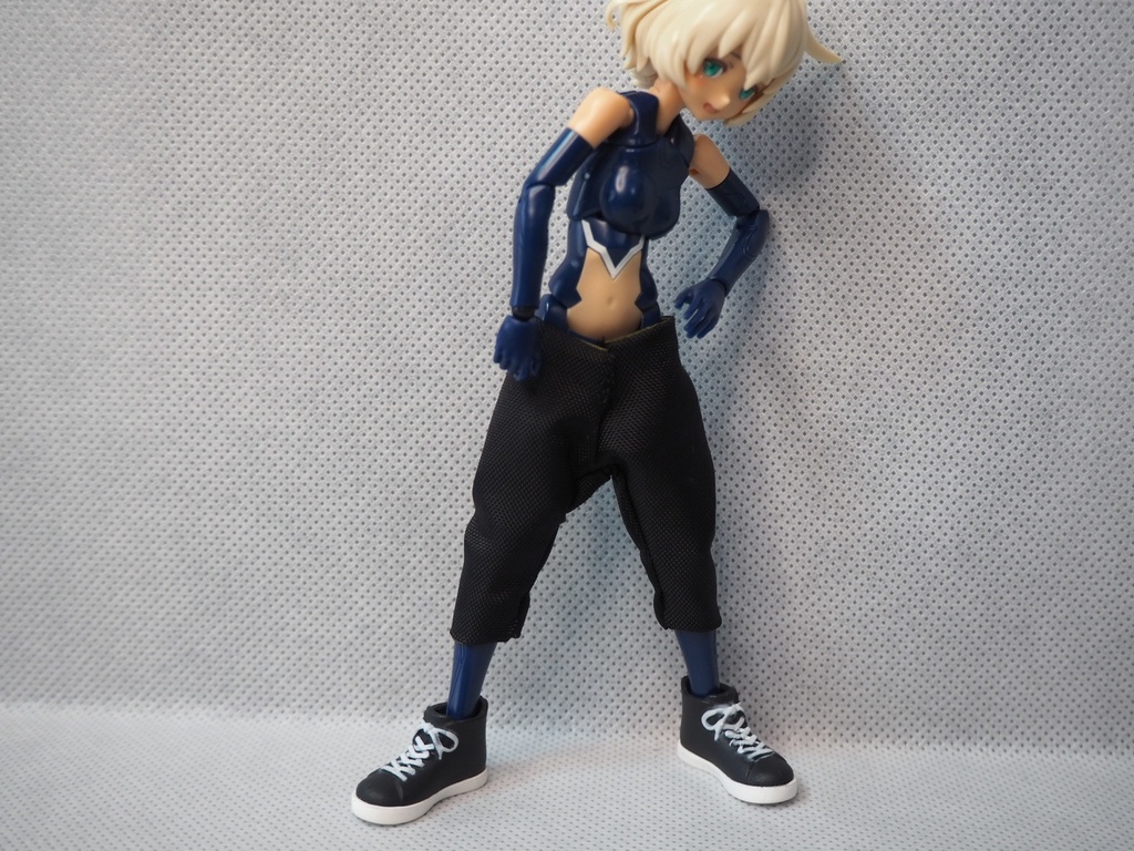 1/12クロップドパンツ