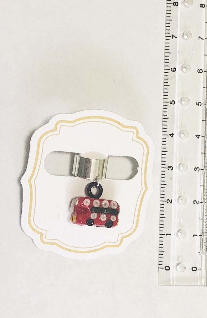 ちっちゃなダブルデッカーのイヤーカフ