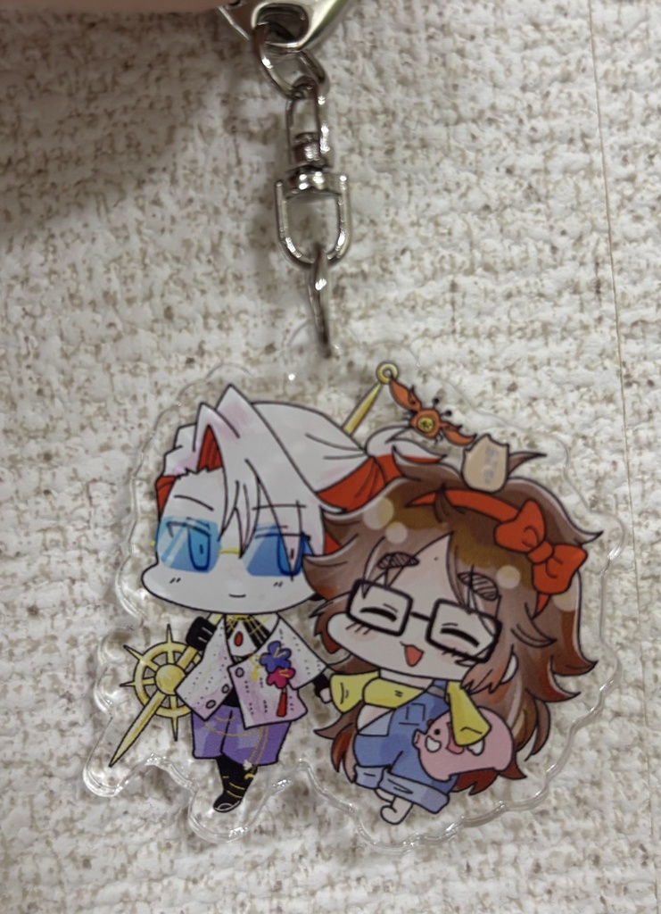 カルジナお出かけアクキー