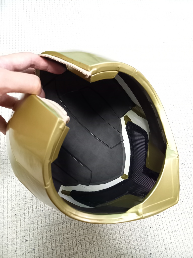 トルーパーマスク(ゴールド)