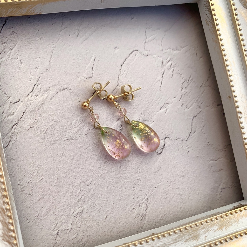 ジョーチェリイメージピアス、イヤリング