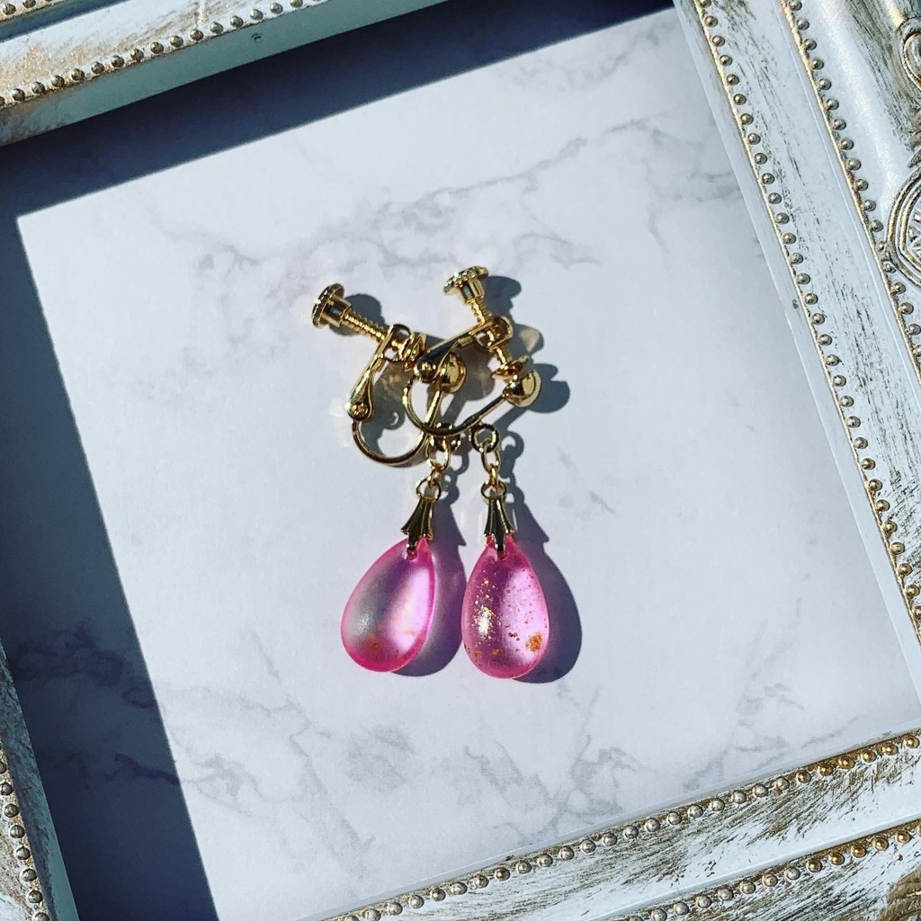 ジョーチェリカラーしずくピアス、イヤリング