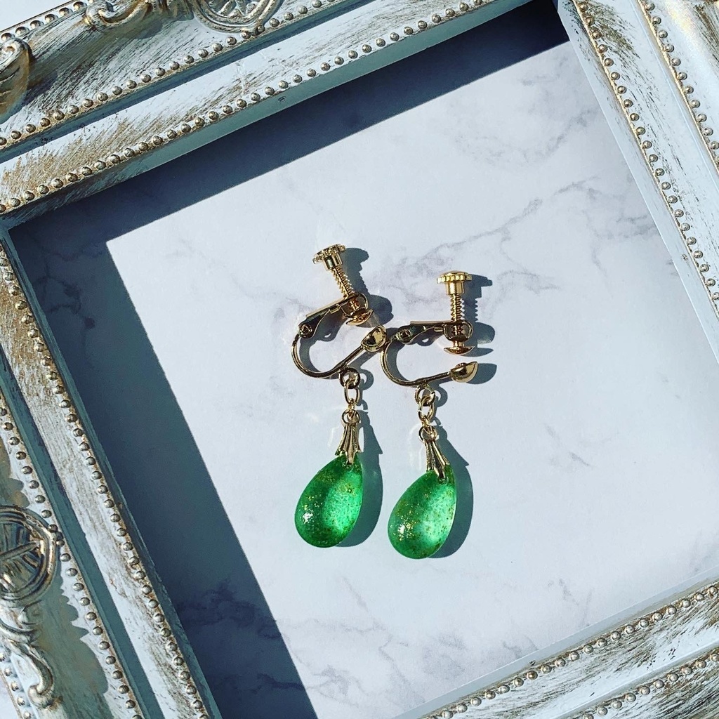 ジョーチェリカラーしずくピアス、イヤリング