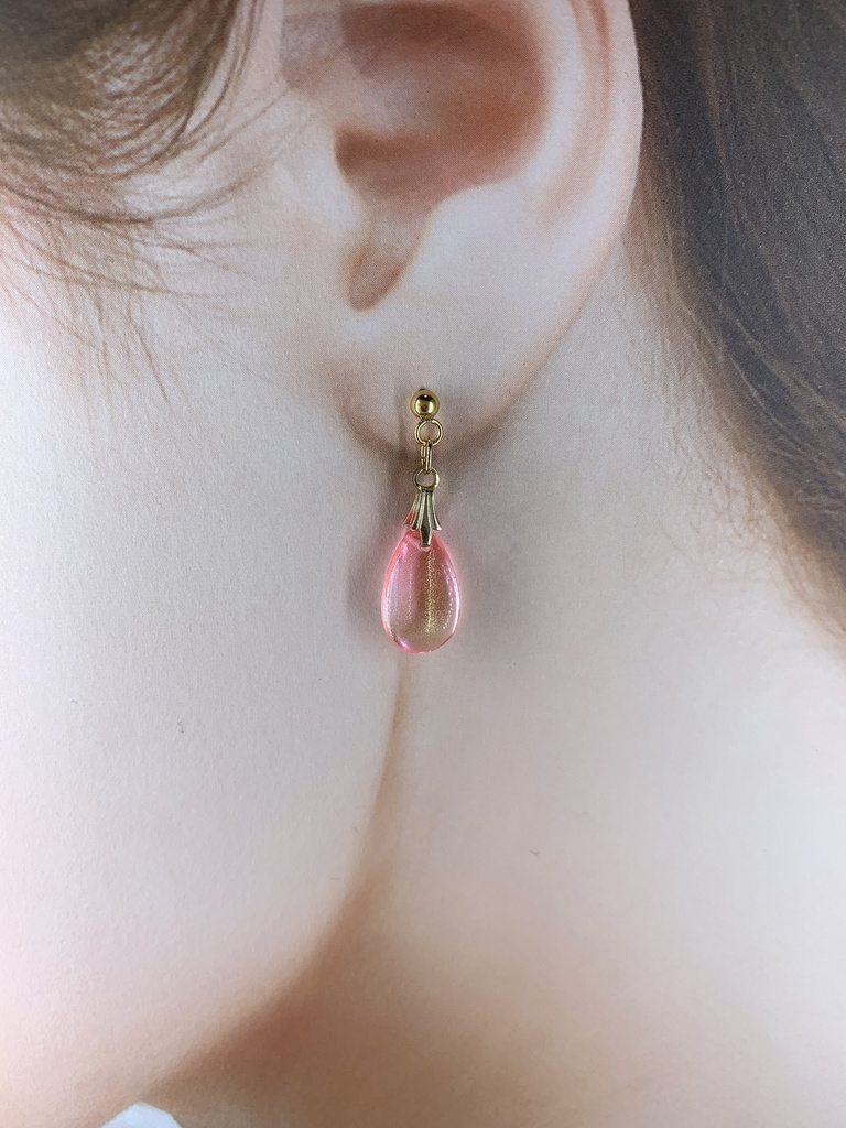 ジョーチェリカラーしずくピアス、イヤリング