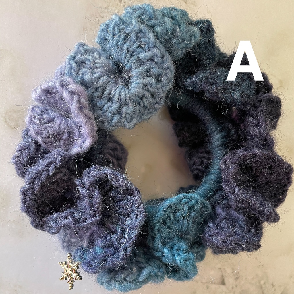 ★ニットシュシュ スノーフレーク