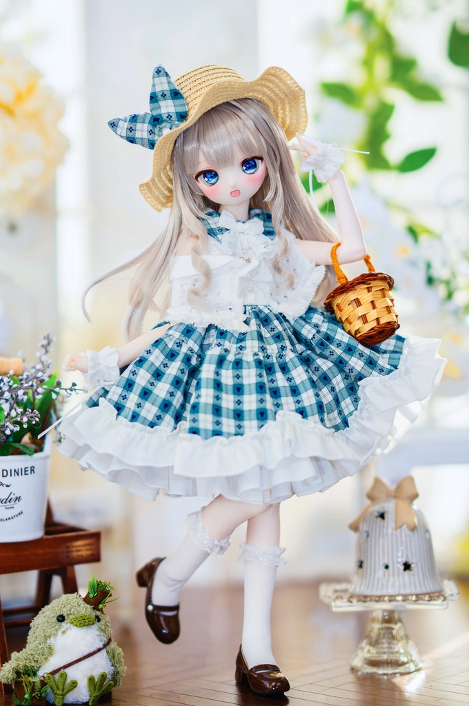 (2月通販会)「朝露の庭」(1/4ドール)
