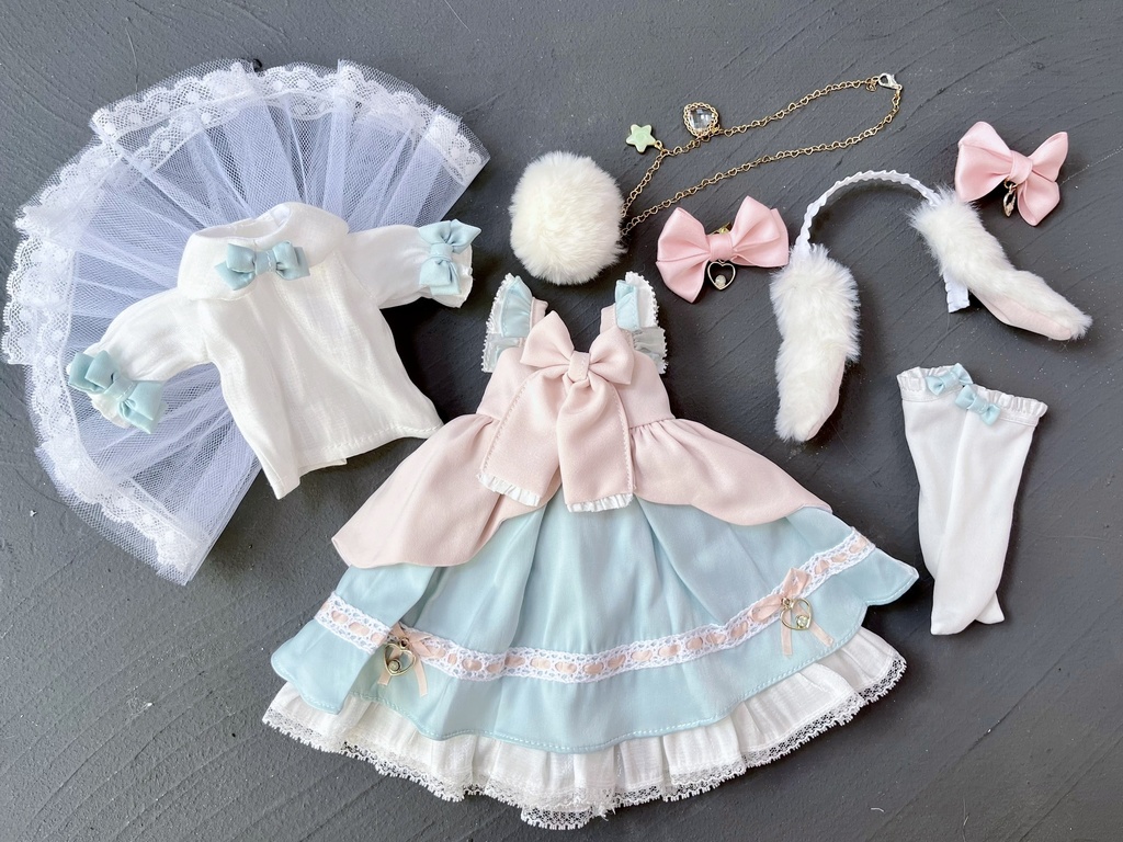 「風に吹かれて散る桜」(1/4ドール)