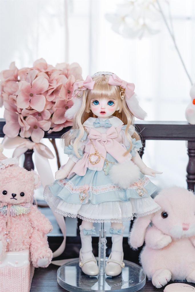 「風に吹かれて散る桜」(1/6ドール)