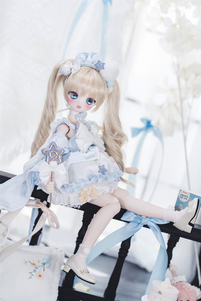 「落ちる小惑星」(1/4ドール)