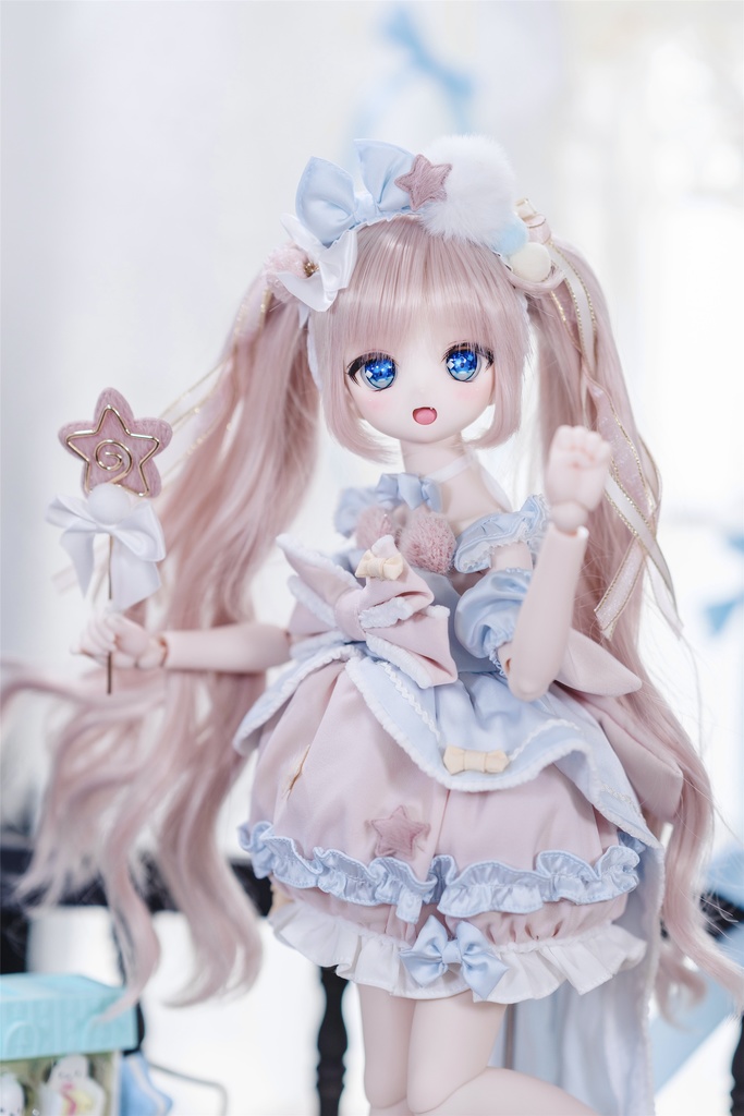 「落ちる小惑星」(1/4ドール)