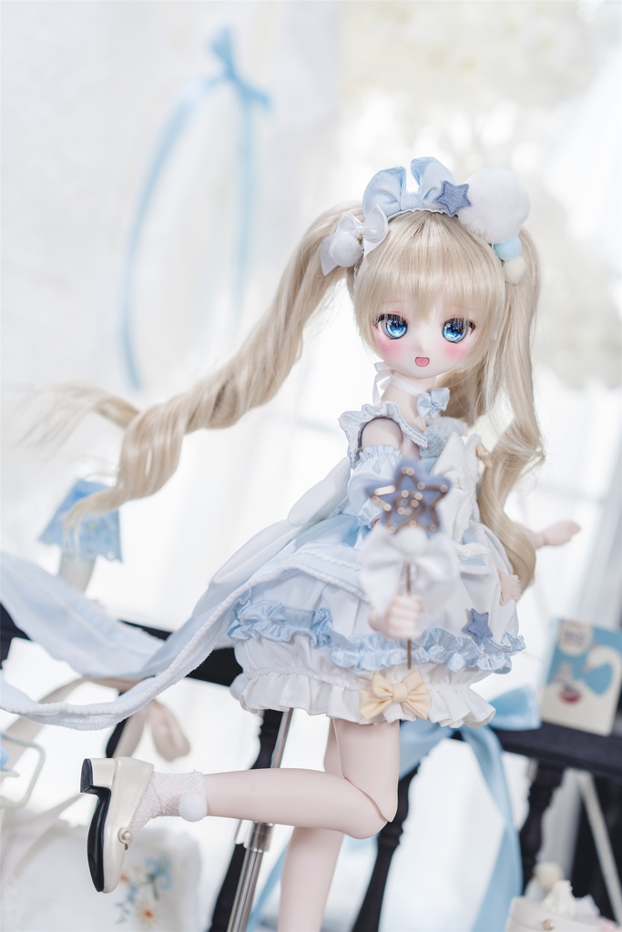 「落ちる小惑星」(1/4ドール)