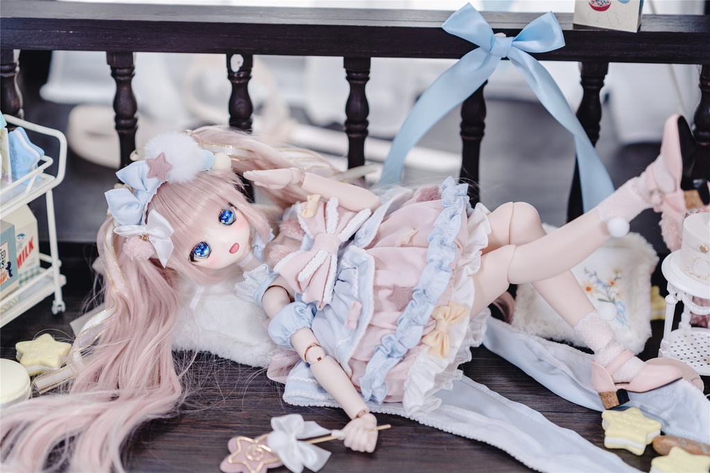 「落ちる小惑星」(1/4ドール)