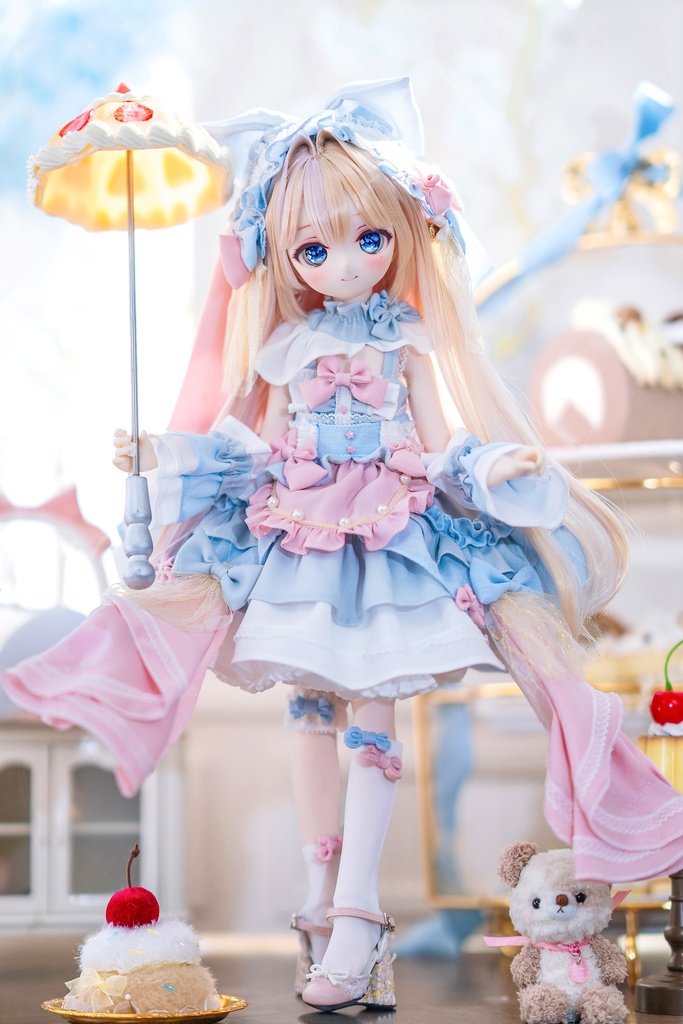 (10月通販会)「魔女マカロン」(1/4ドール)