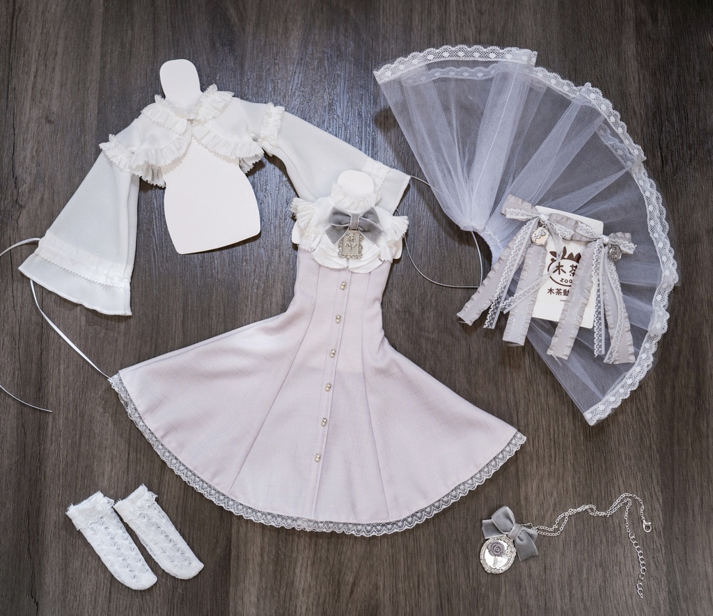 「銀霜の調律師🎼」(1/4ドール)