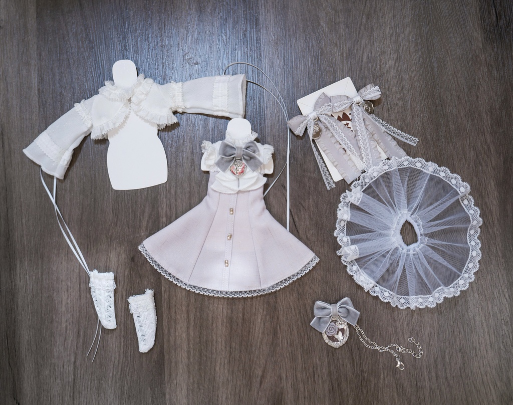 「銀霜の調律師🎼」(1/6ドール)