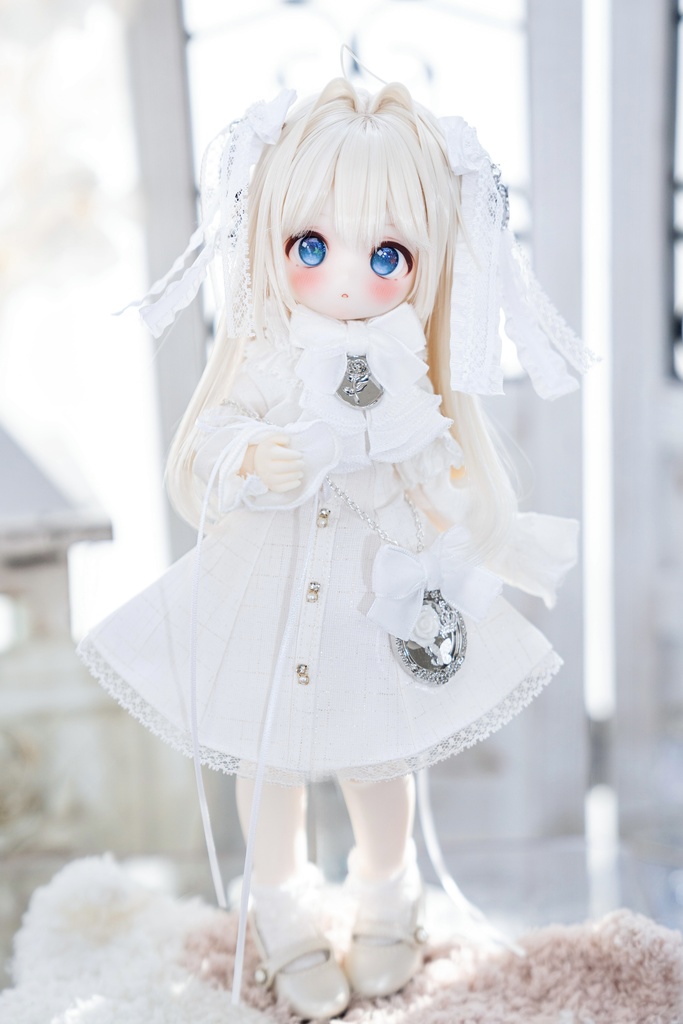 「銀霜の調律師🎼」(1/6ドール)