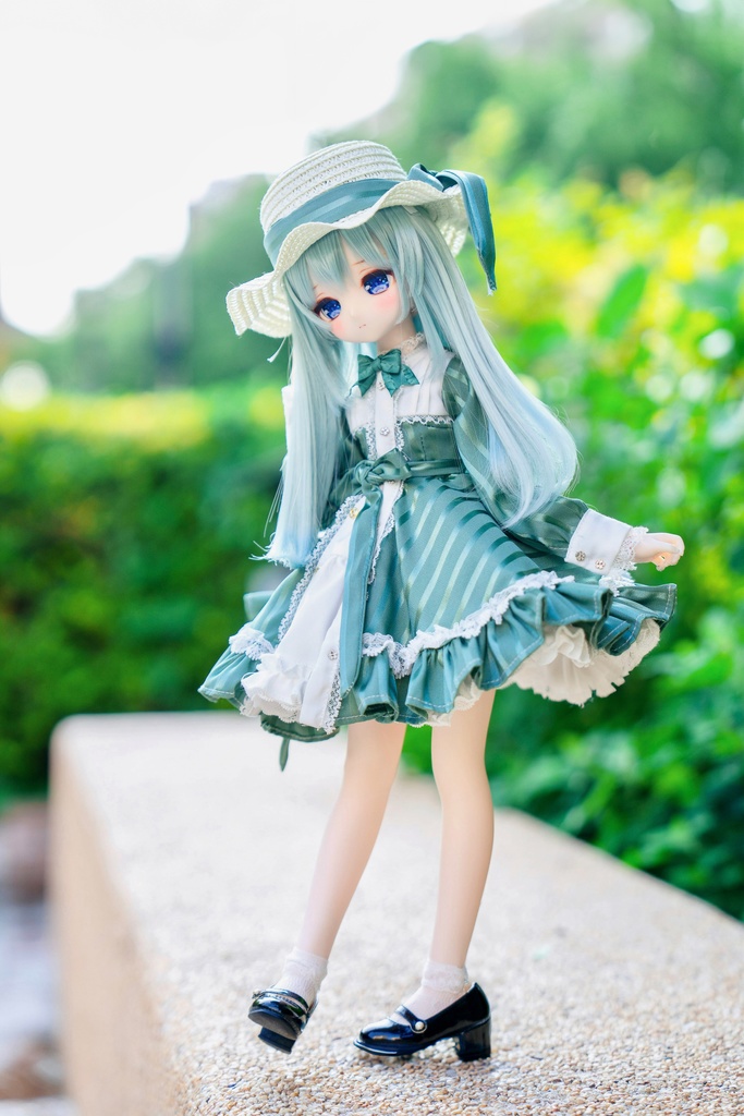 「花拾いプロムナード💐」(1/4ドール)