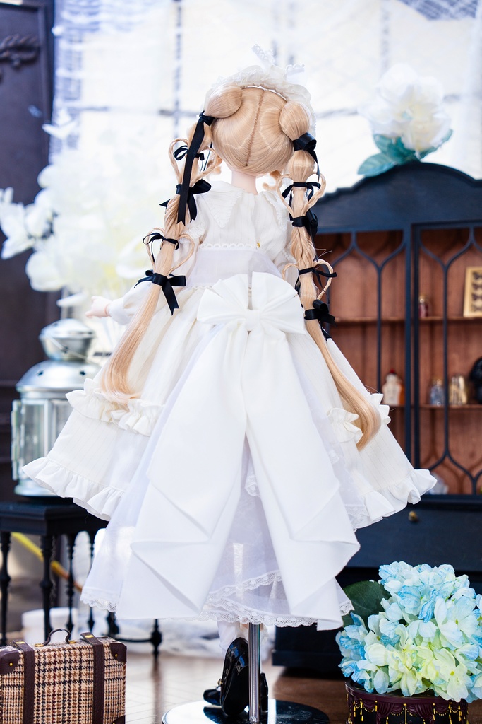 (9月通販会)「冬の魔女・追想」(1/3ドール)