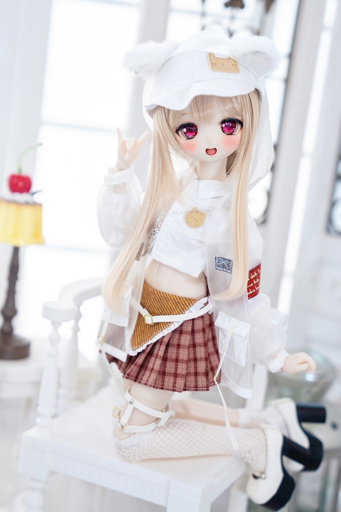 (10月通販会)「レイニーキティ」(1/4ドール)