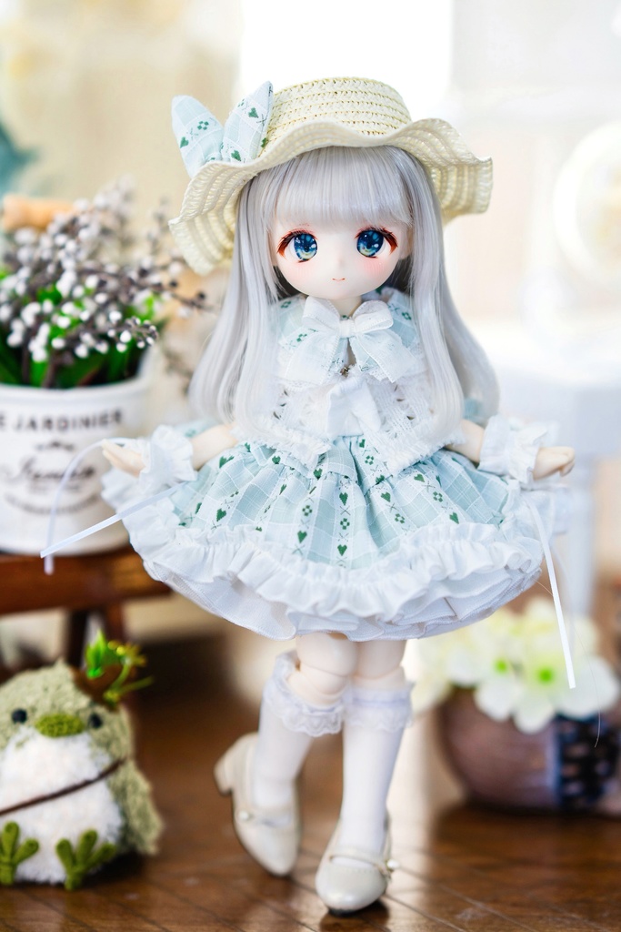 (2月通販会)「朝露の庭」(1/6ドール)