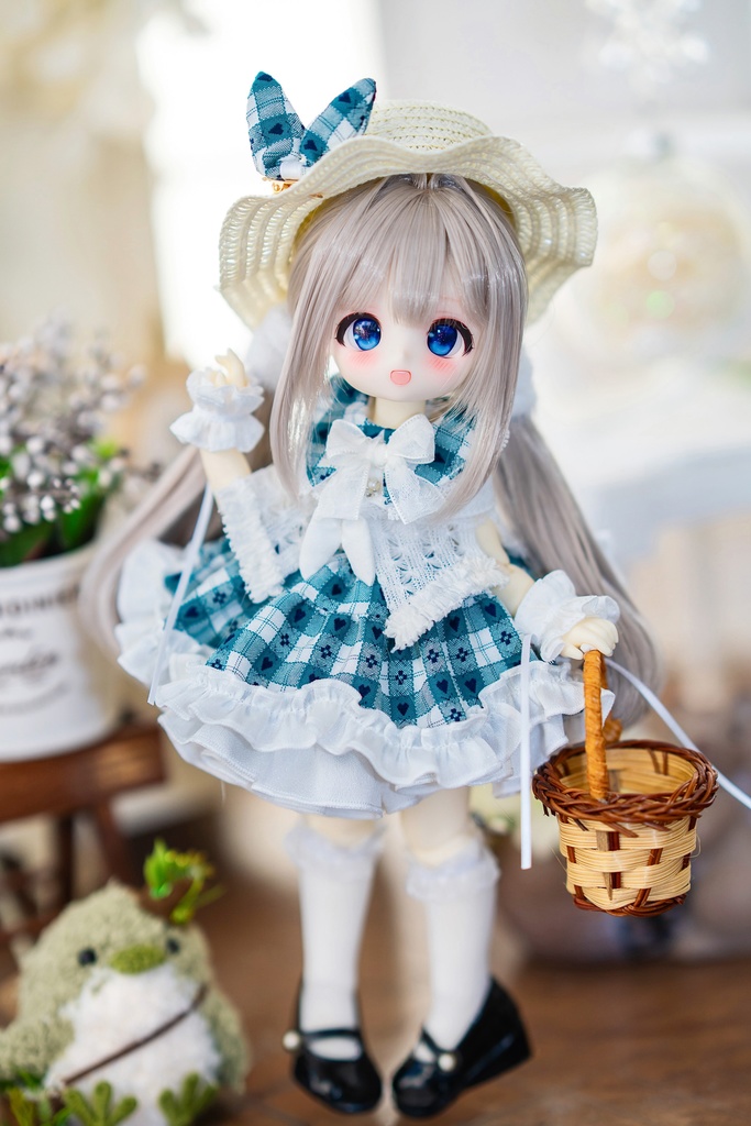 (2月通販会)「朝露の庭」(1/6ドール)