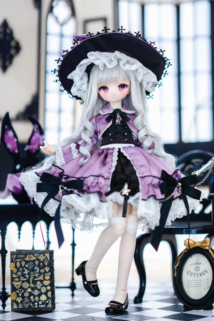 (9月通販会) 「プリズムの魔導書🔯」(1/4ドール)