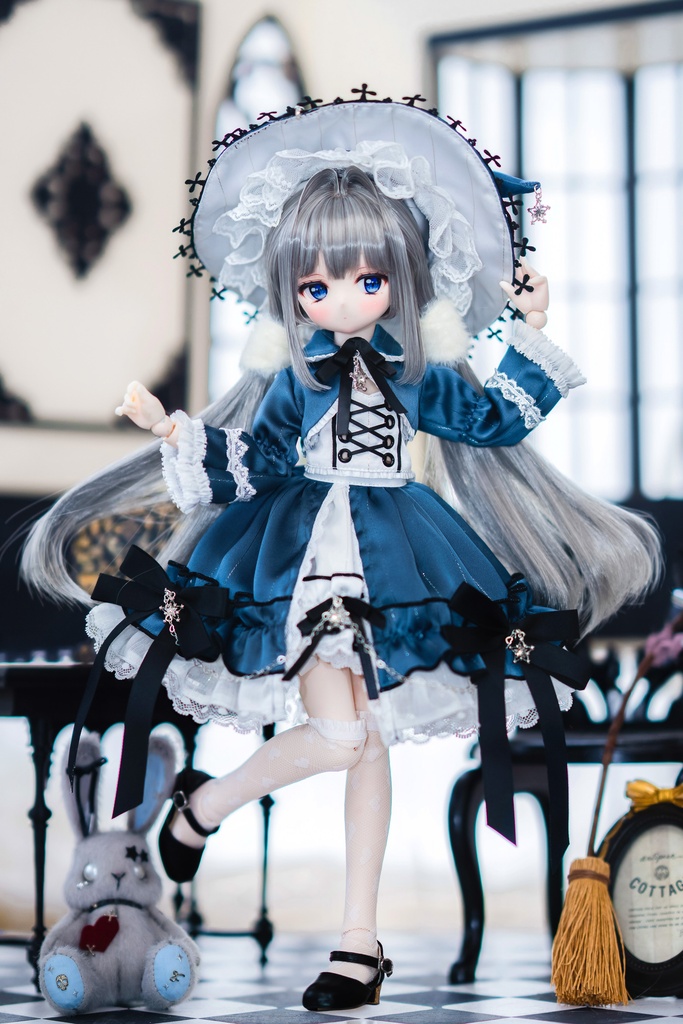 (9月通販会) 「プリズムの魔導書🔯」(1/4ドール)