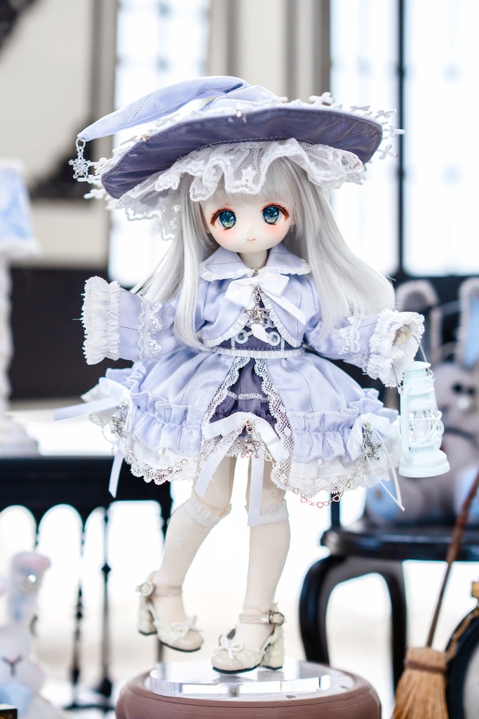 (9月通販会) 「プリズムの魔導書🔯」(1/6ドール)