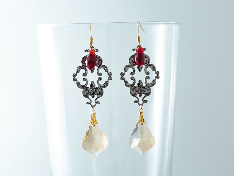 エレシュキガル　イメージ　ピアスorイヤリング