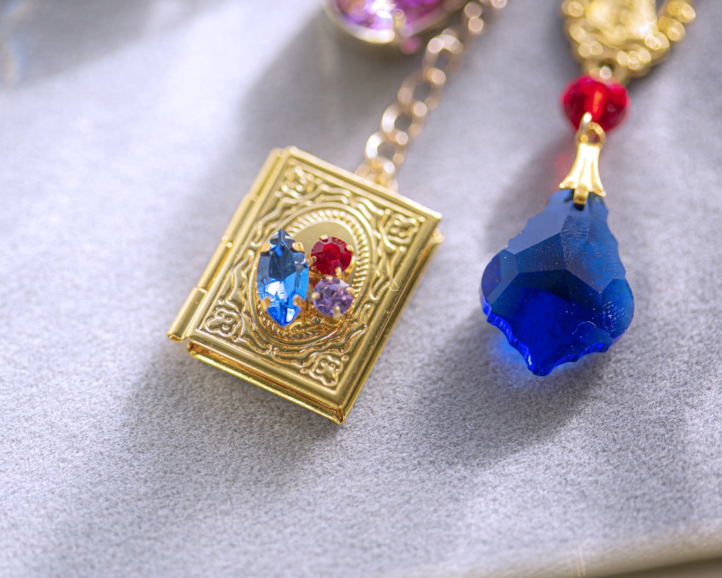 ツイステ ヴィル 寮服 イメージ耳飾り02