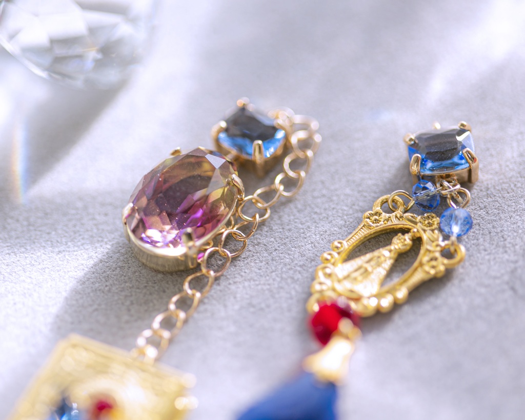 ツイステ ヴィル 寮服 イメージ耳飾り02