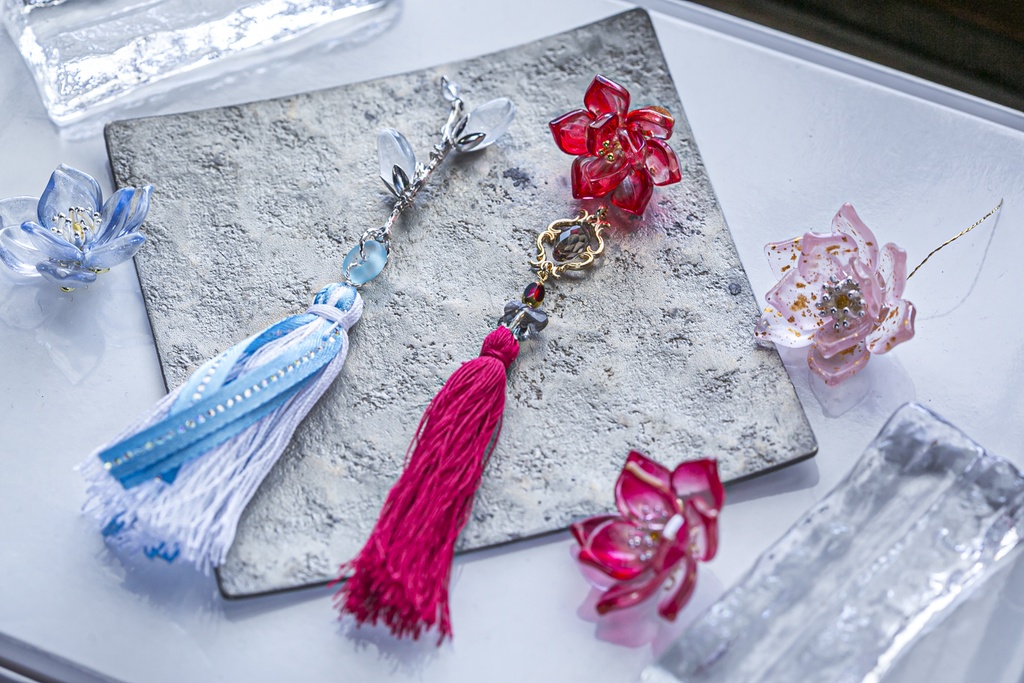 MDZS 忘羨イメージ 蓮 木蓮 の片耳用耳飾り