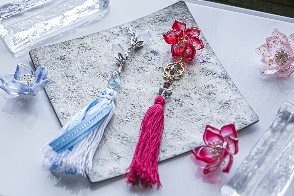 MDZS 忘羨イメージ 蓮 木蓮 の片耳用耳飾り