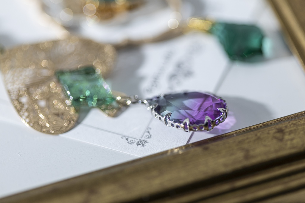 崩壊スターレイル アベンチュリン イメージ 耳飾り a