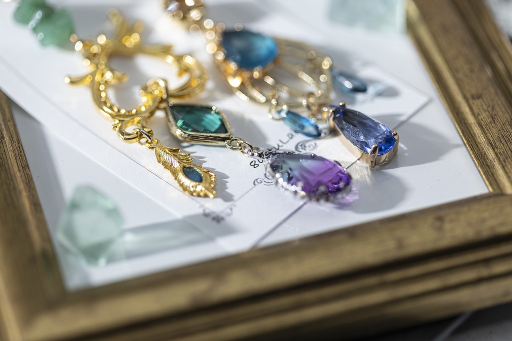 崩壊スターレイル アベンチュリン イメージ 耳飾り b