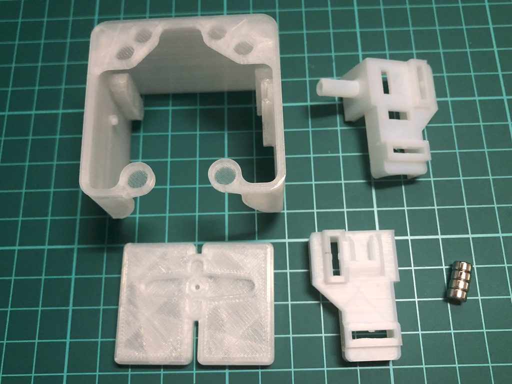 スタックチャン マグネット吸着版ケースセット(Core2/AWS兼用版)